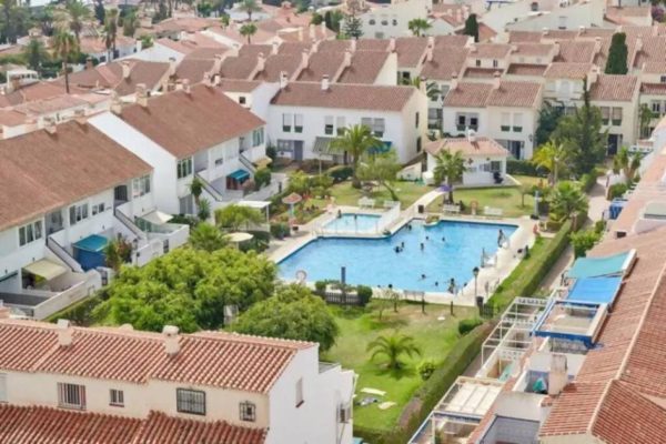 383578_66ce75358c54d_3