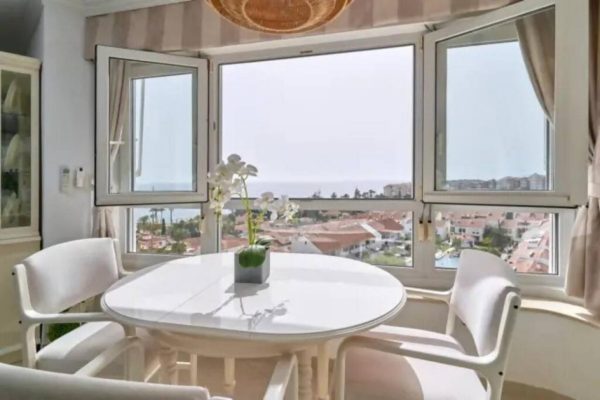 383578_66ce75358f34d_8